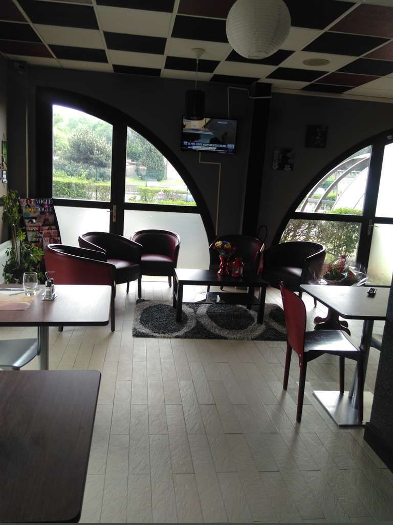 Hotel Campanile Livry-Gargan Einrichtungen foto