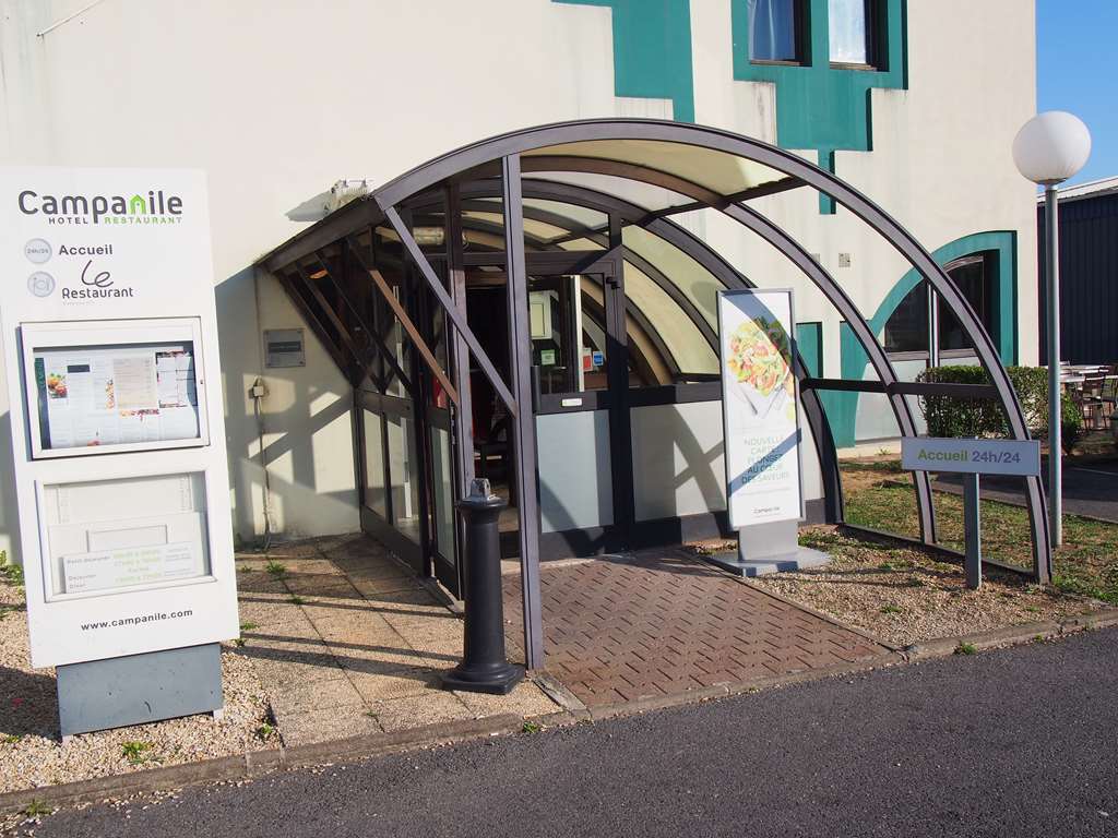 Hotel Campanile Livry-Gargan Exterior foto